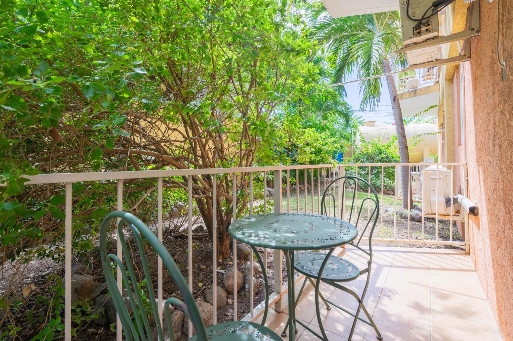 Musgrave Annex- Comfy 1 Bedroom Apartment On The Ground Floor Кингстън Екстериор снимка
