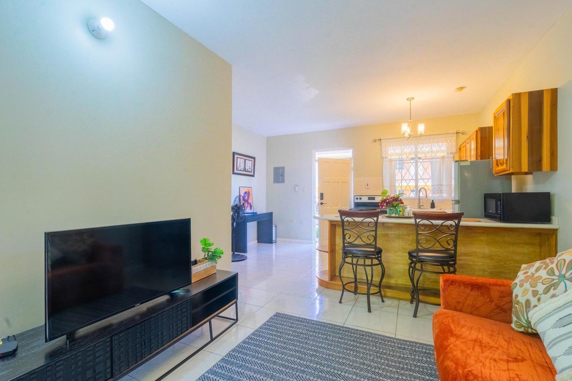 Musgrave Annex- Comfy 1 Bedroom Apartment On The Ground Floor Кингстън Екстериор снимка