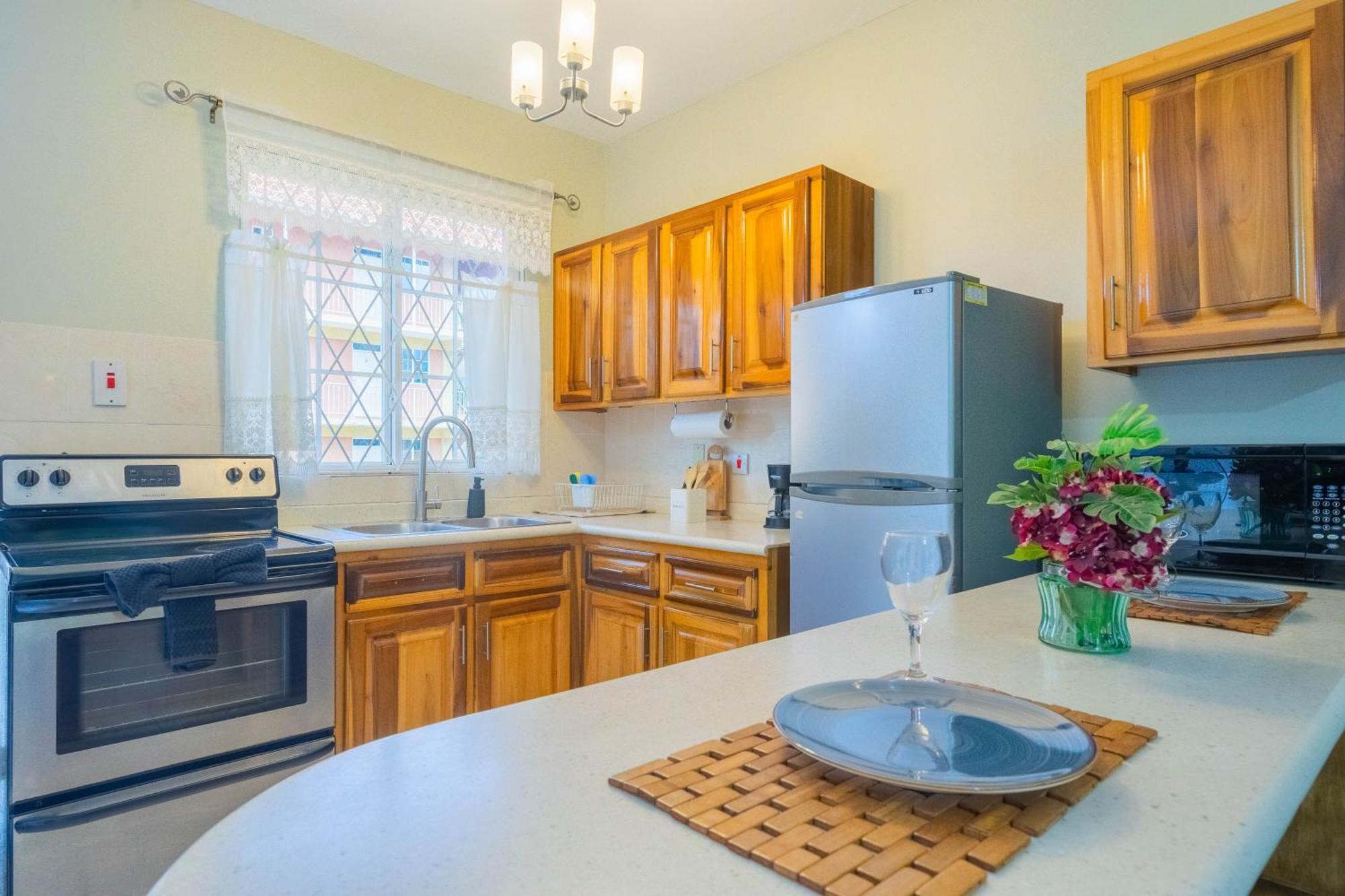 Musgrave Annex- Comfy 1 Bedroom Apartment On The Ground Floor Кингстън Екстериор снимка